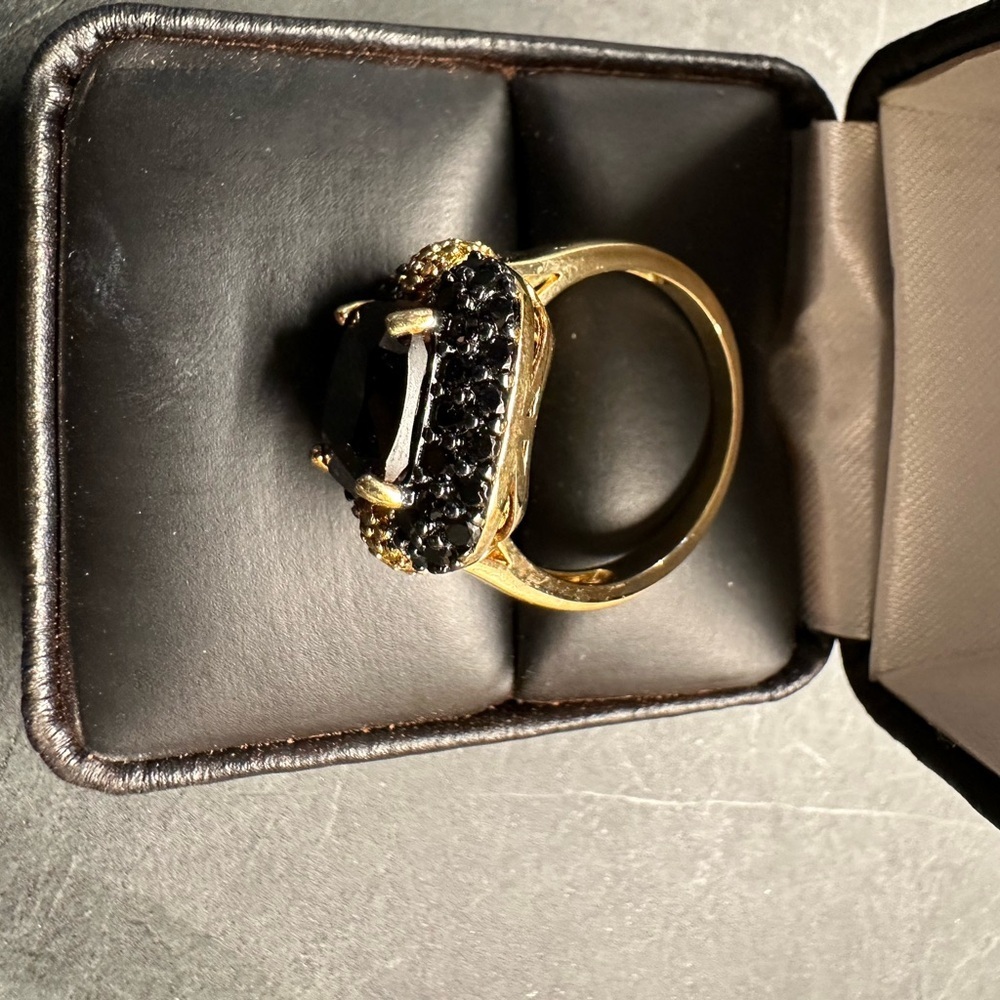 Black Spinel 18k Yellow Gold Over Silver Ring 5.69 CTW. Ring Size 9.5 - Picture 3 of 7